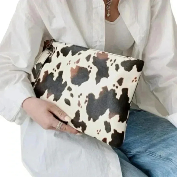 Boutique Handbags - Cow Print Oversized Everyday Clutch